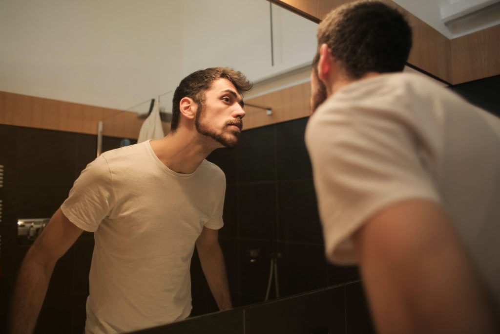 Unveiling the Secrets: A Comprehensive Guide to Men's Skincare: